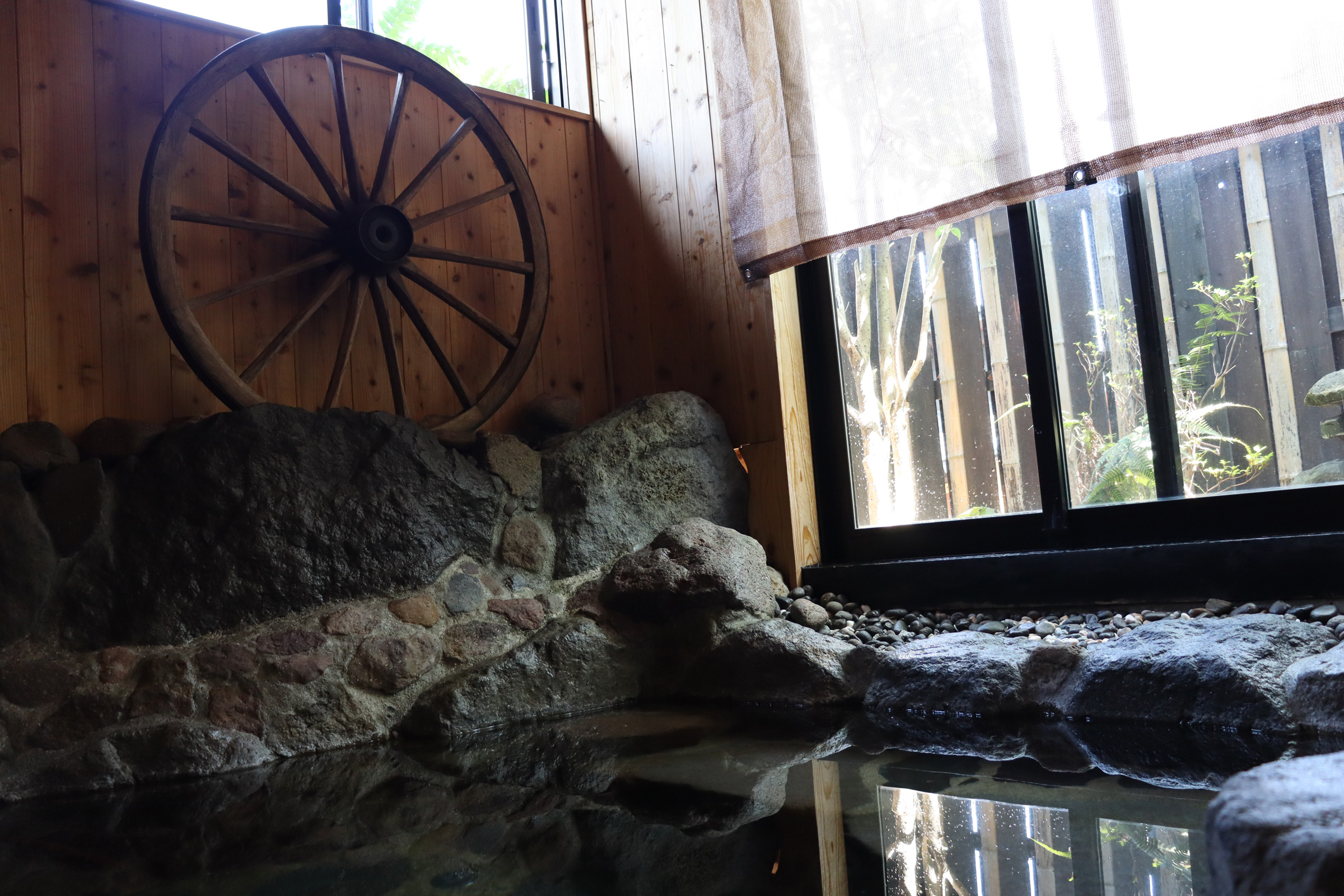 メインビジュアル2